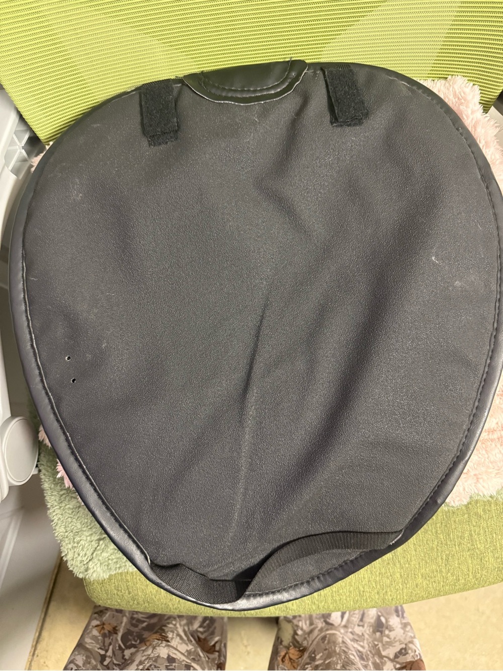 Harley-Davidson Black Mesh Motorcycle Seat Pad - Picture 3 of 5